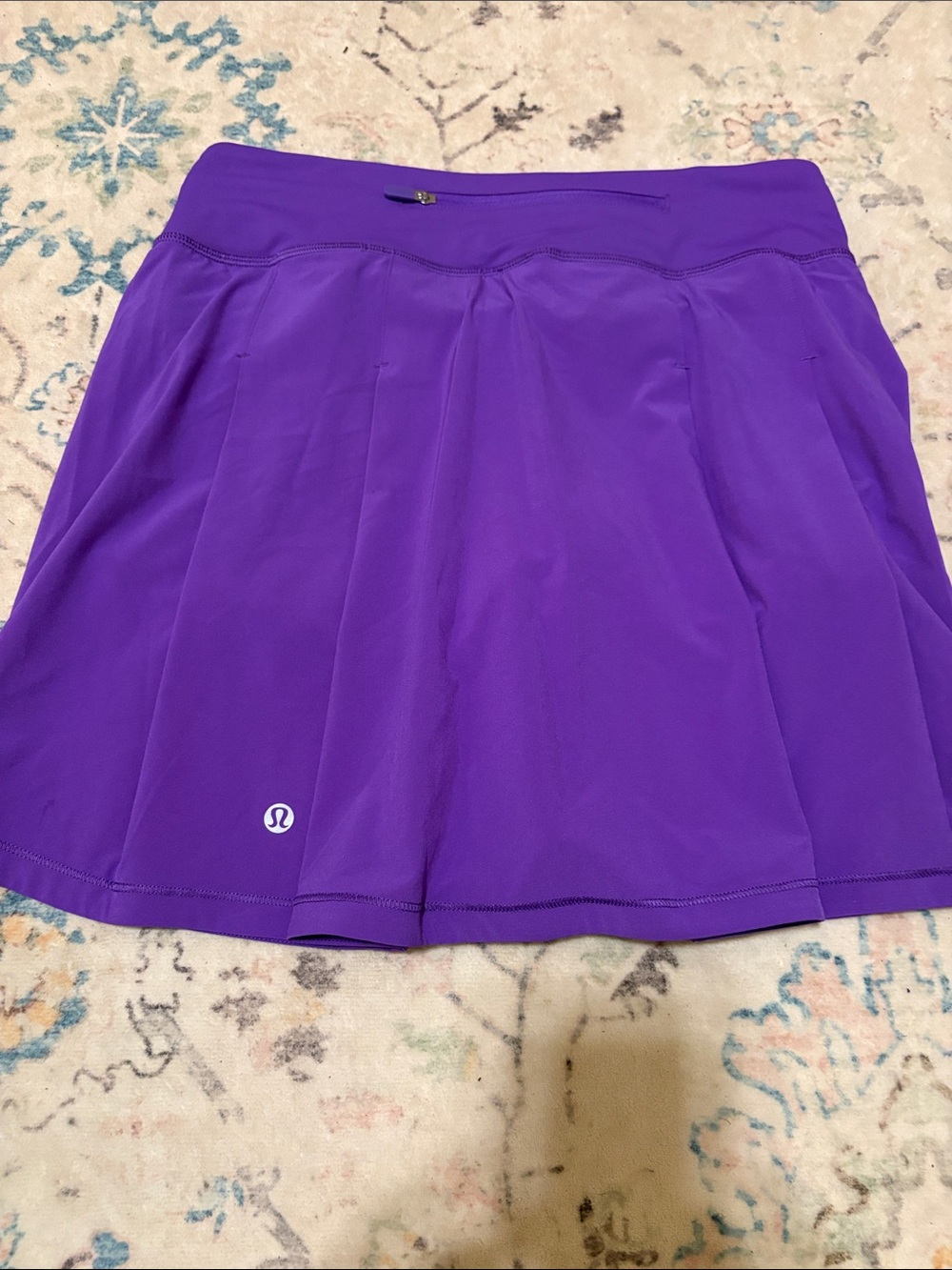 Lululemon Vibrant Purple skirt. Size 4. Like New!